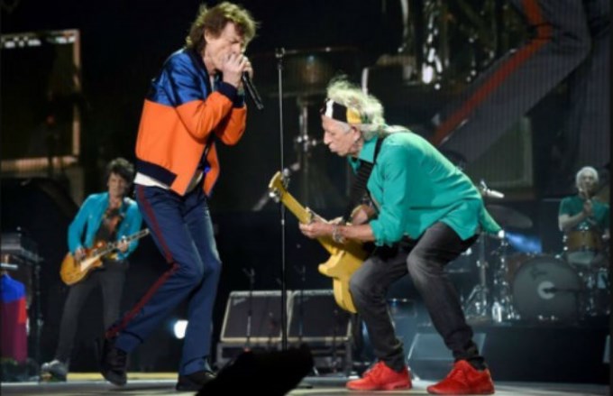 Los Stones versionaron a Los Beatles