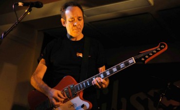 Una leyenda del rock brit&aacute;nico en el CCK: PHIL MANZANERA